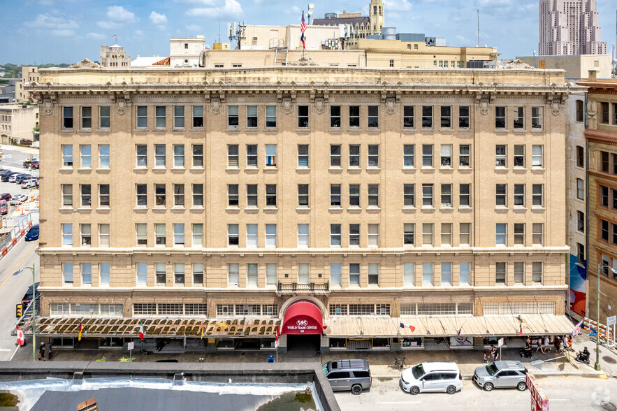 118 Broadway St, San Antonio, TX à louer - Photo de l’immeuble – Image 2 sur 6