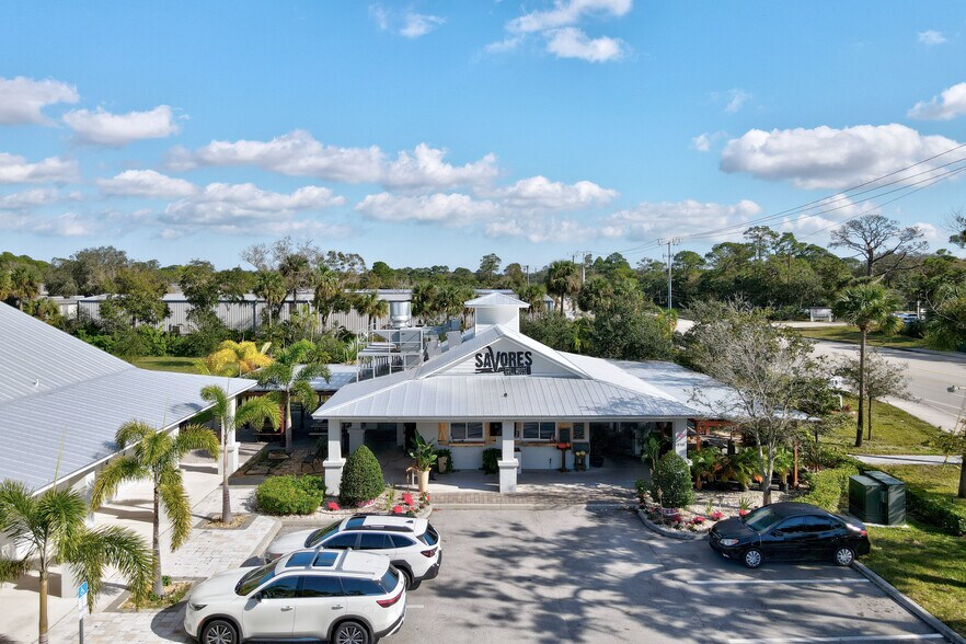3700 9th Street SW, Vero Beach, FL à vendre - Photo de l’immeuble – Image 3 sur 33