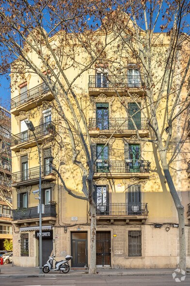 Local commercial dans Barcelone, Barcelona à louer - Photo principale – Image 1 sur 1