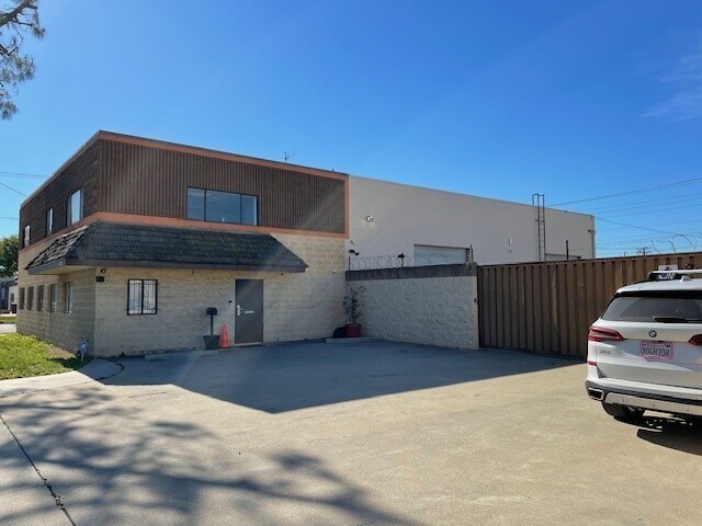 16257 Illinois Ave, Paramount, CA à vendre Photo de l’immeuble– Image 1 sur 38