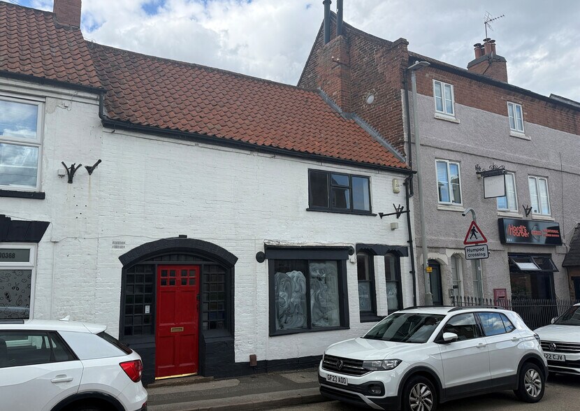 37-39 Long Acre, Bingham à louer - Photo de l’immeuble – Image 1 sur 4