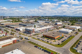 4702 Rue Louis-B.-Mayer, Laval, QC - VUE AÉRIENNE  vue de carte