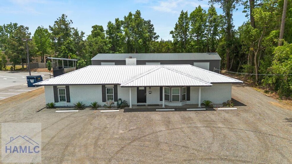 131 Macarthur Dr, Hinesville, GA à vendre - Photo de l’immeuble – Image 1 sur 16