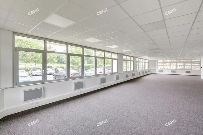 Plus de détails pour 20 Rue Louis Bleriot, Paray-Vieille-Poste - Bureau à louer