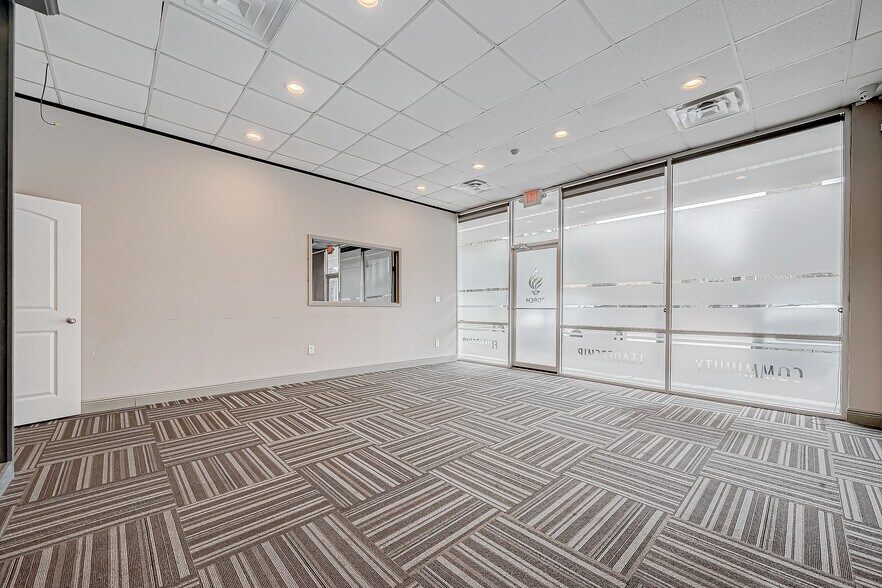 9400 Glenfield Ct, Houston, TX à louer - Photo intérieure – Image 2 sur 13