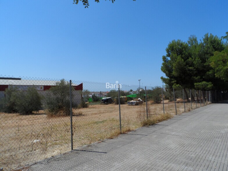 Terrain dans Bormujos, Sevilla à vendre - Photo principale – Image 2 sur 7