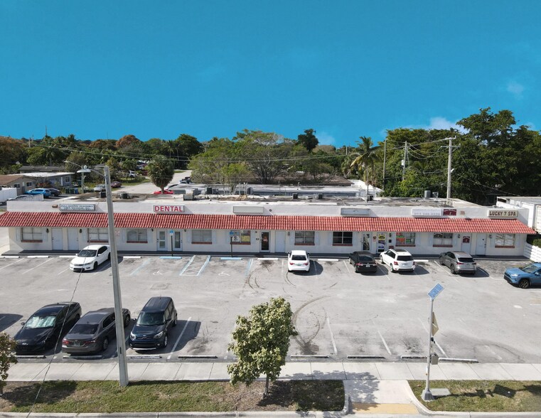 3901-3937 N Andrews Ave, Oakland Park, FL à vendre - Photo de l’immeuble – Image 2 sur 4