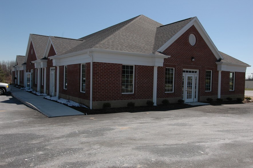 8312-8340 Cleveland Ave NW, North Canton, OH à louer - Photo de l’immeuble – Image 3 sur 10