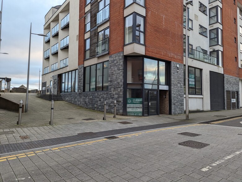 Trawler Rd, Swansea à louer - Photo de l’immeuble – Image 2 sur 2