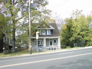 548 E Market St, Harrisonburg, VA à vendre Photo principale– Image 1 sur 10