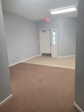 6800-6850 Caine Rd, Columbus, OH à louer Photo de l’immeuble– Image 1 sur 5
