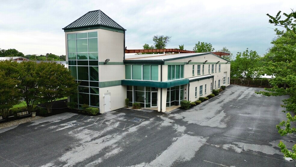 6339 Howard Ln, Elkridge, MD à vendre - Photo de l’immeuble – Image 2 sur 31