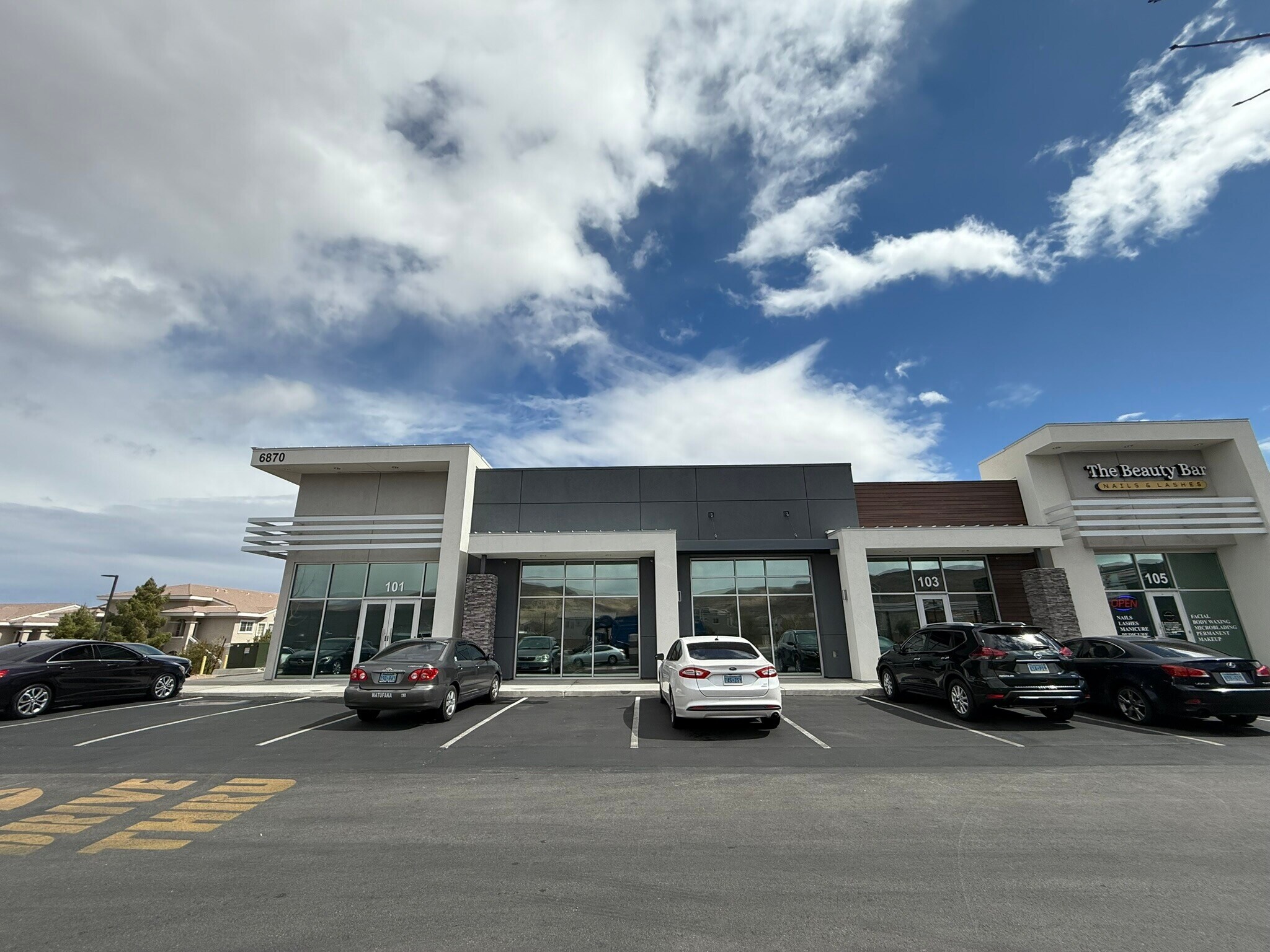 6870 S Fort Apache Rd, Las Vegas, NV à louer Photo principale– Image 1 sur 12