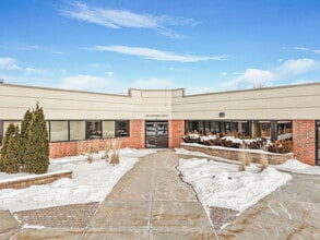 1210 Fourier Dr, Madison, WI à vendre Photo intérieure– Image 1 sur 8