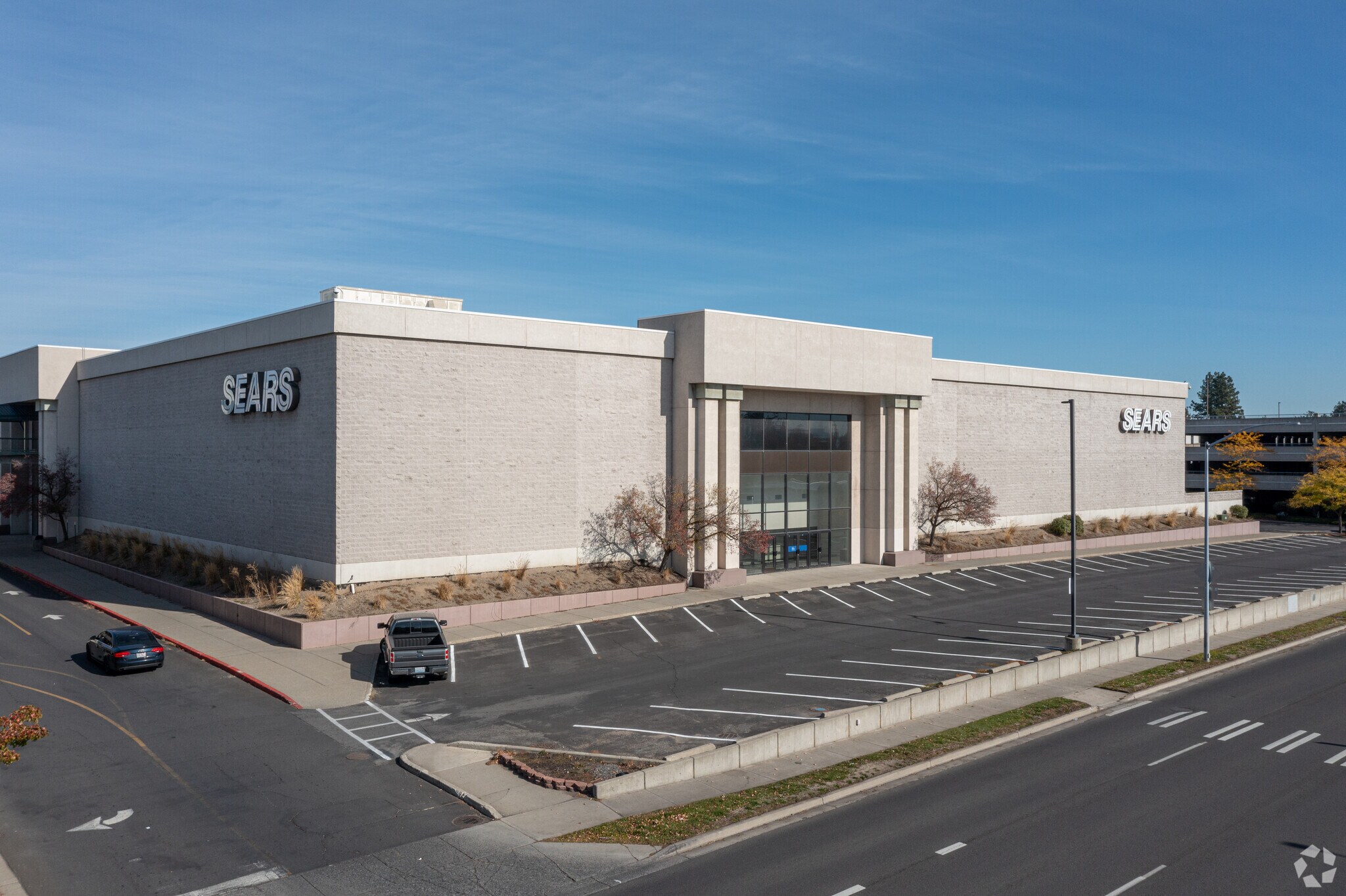 4750 N Division St, Spokane, WA à louer Photo principale– Image 1 sur 6