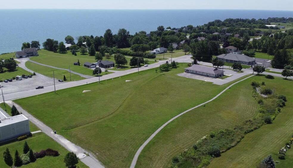 488 Wellington Main St, Prince Edward, ON à vendre - Photo principale – Image 1 sur 5