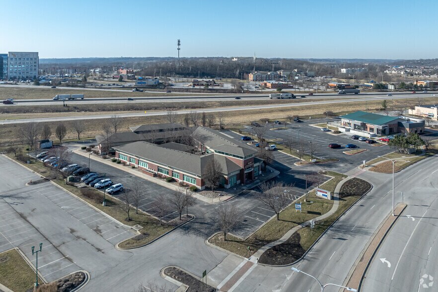 20101 E Jackson Dr, Independence, MO à louer - Aérien – Image 2 sur 20