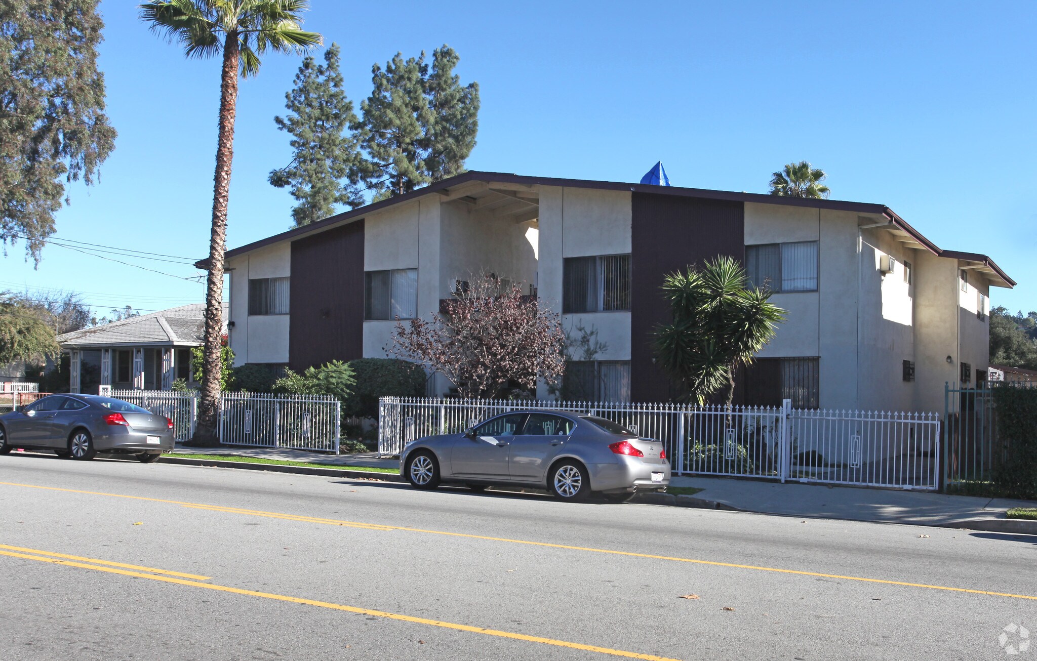 522-524 San Pascual Ave, Los Angeles, CA à vendre Photo principale– Image 1 sur 9