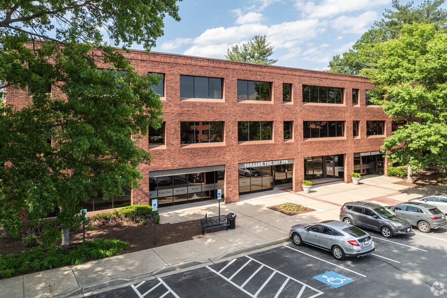 5570 Sterrett Pl, Columbia, MD à louer - Photo de l’immeuble – Image 1 sur 5