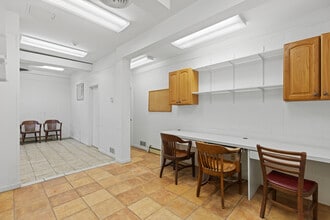 87 Old River St, Hackensack, NJ à louer Photo intérieure– Image 1 sur 23