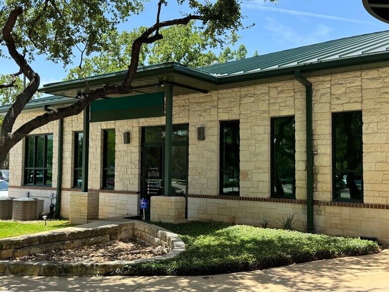 16010 Park Valley Dr, Round Rock, TX à vendre - Photo de l’immeuble – Image 2 sur 11
