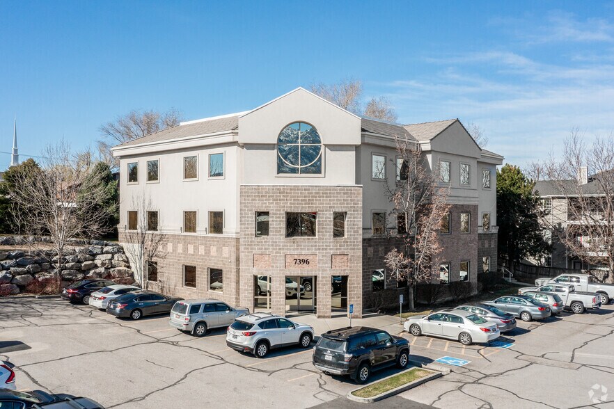 7396 S Union Park Ave, Midvale, UT à vendre - Photo principale – Image 2 sur 7