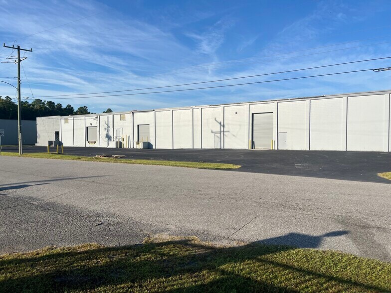 5438 Vernon Rd, Jacksonville, FL à louer - Photo de l’immeuble – Image 2 sur 7