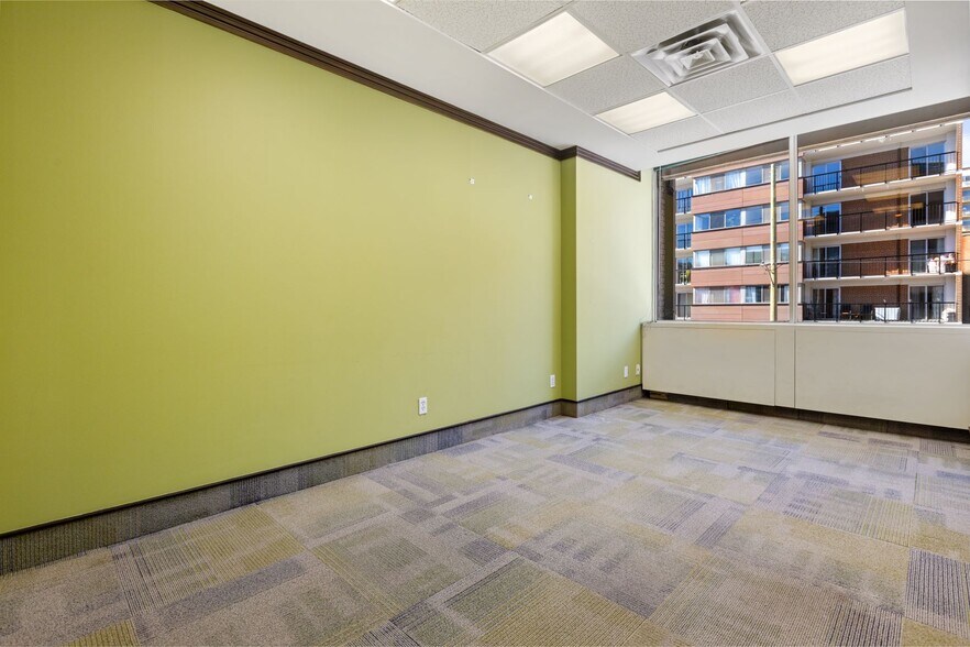 222 Somerset St W, Ottawa, ON à louer - Photo intérieure – Image 3 sur 6
