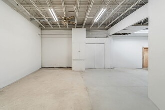 8515 9e Av, Montréal, QC à louer Photo intérieure– Image 2 sur 9