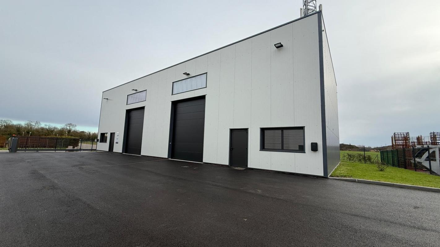 Industriel/Logistique dans Viriat à louer Photo de l’immeuble– Image 1 sur 10