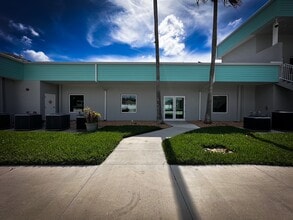 7367 Forest Oaks Blvd., Spring Hill, FL à louer Photo intérieure– Image 2 sur 2
