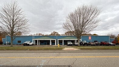 115 Leonard Dr, Groton, CT à louer Photo intérieure– Image 1 sur 39