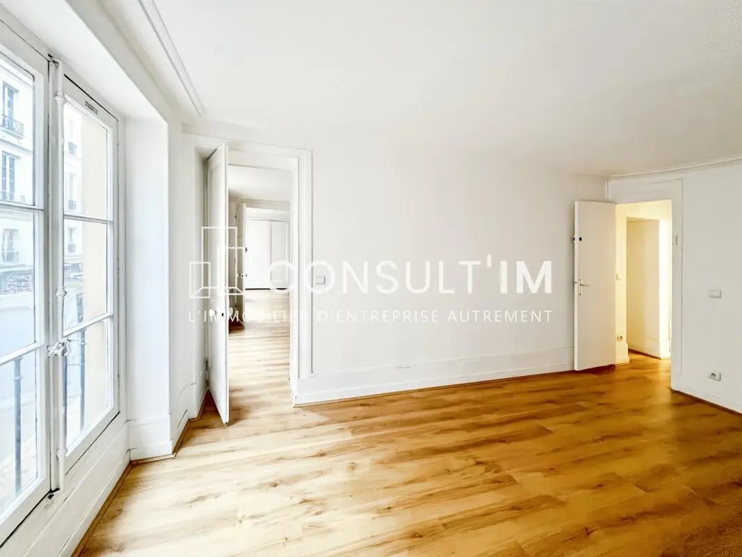 Bureau dans Paris à louer Photo de l’immeuble– Image 1 sur 9