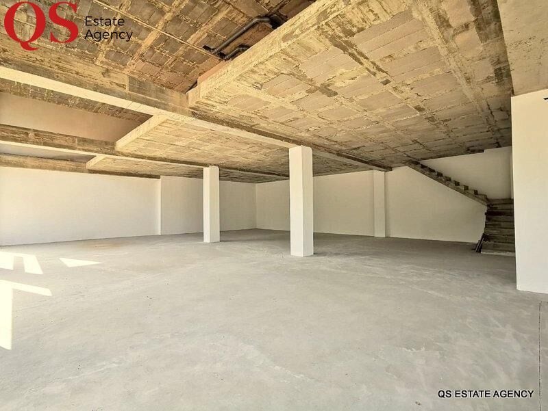 Blanes, GER 17300 - Lot 1-2-3-4-5 - - Photo intérieure - Image 2 of 3