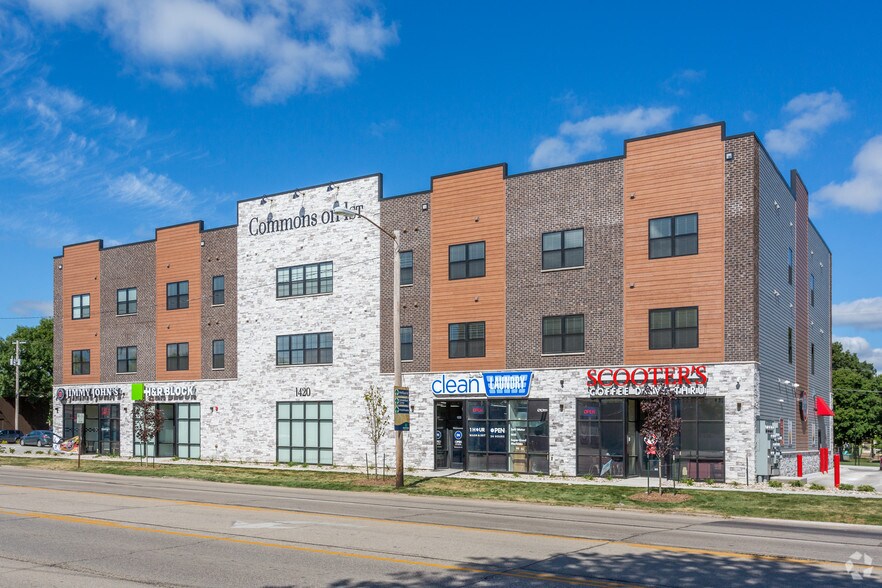 1420 1st Ave NE, Cedar Rapids, IA à louer - Photo de l’immeuble – Image 2 sur 12