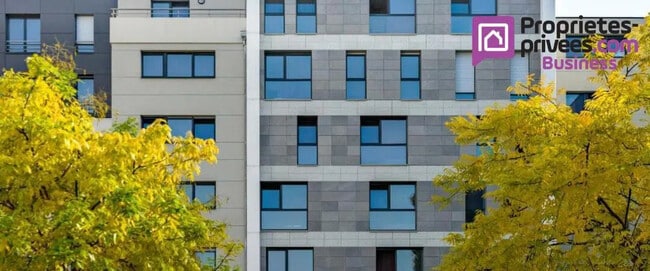 Plus de détails pour Local d’activités à vendre