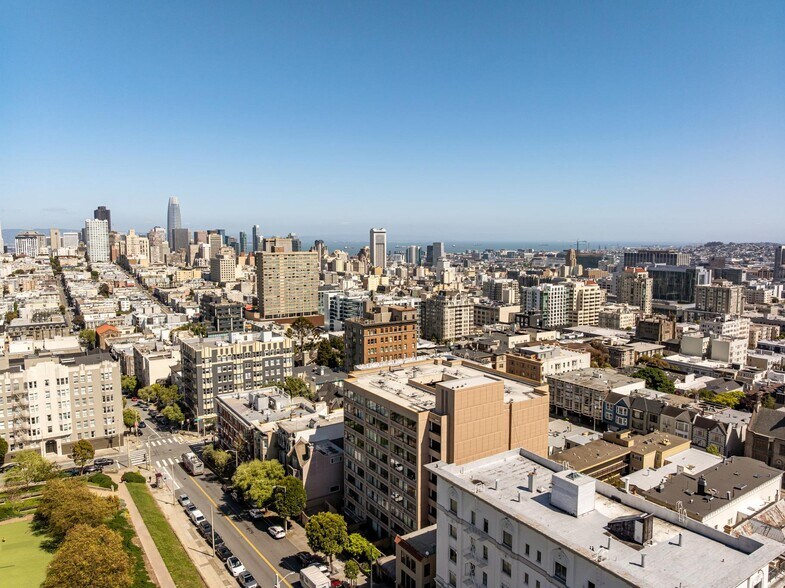 2055 Sacramento St, San Francisco, CA à vendre - Photo de l’immeuble – Image 3 sur 13