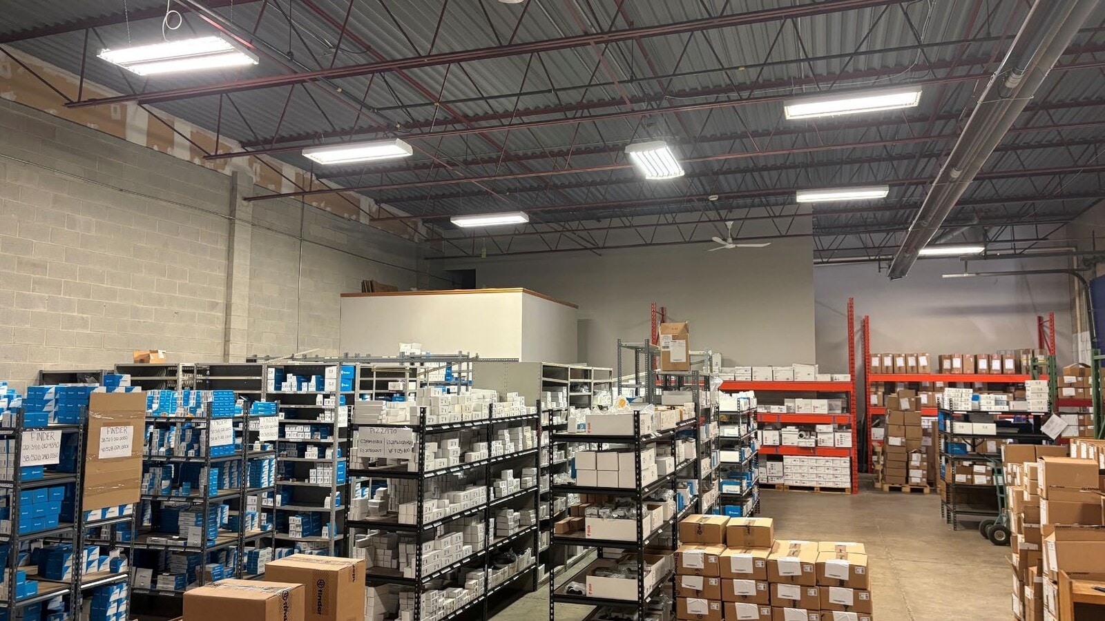 5028 S Service Rd, Burlington, ON L7L 5Y7 - Lot 5028 - - Photo intérieure - Image 1 of 2