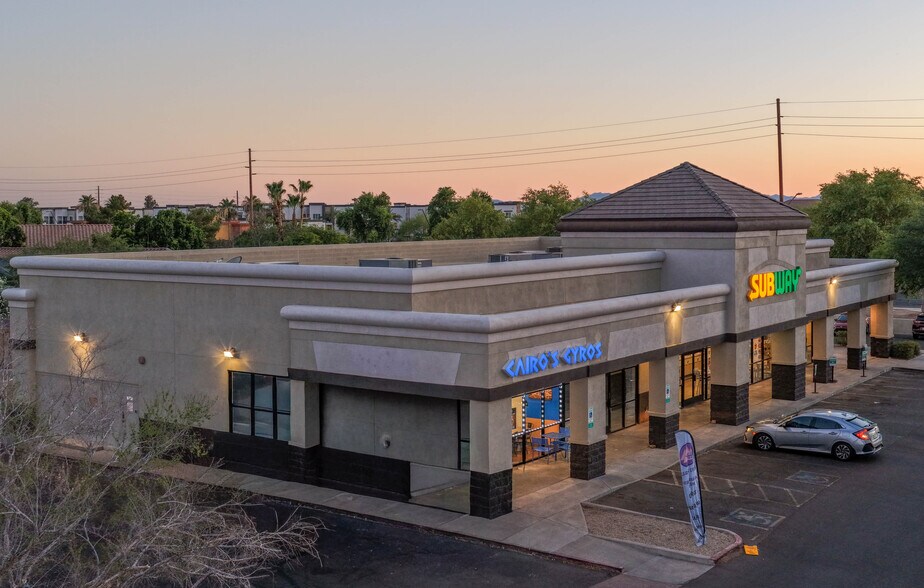 1561 N Cooper Rd, Gilbert, AZ à vendre - Photo de l’immeuble – Image 3 sur 6