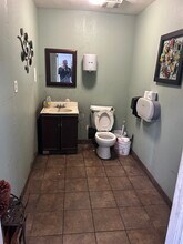 60 W Barham Ave, Santa Rosa, CA à louer Photo intérieure– Image 2 sur 6