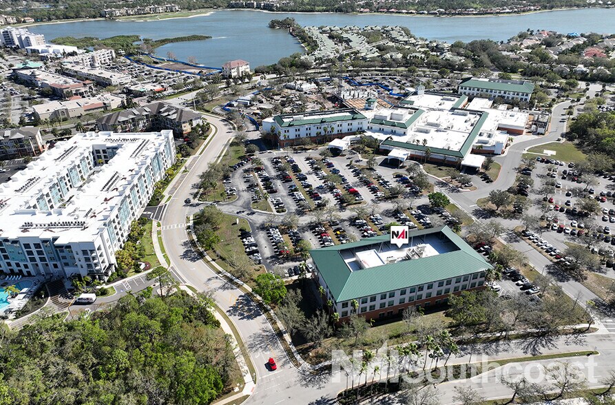 6310 Health Park Way, Bradenton, FL à louer - Photo de l’immeuble – Image 2 sur 13