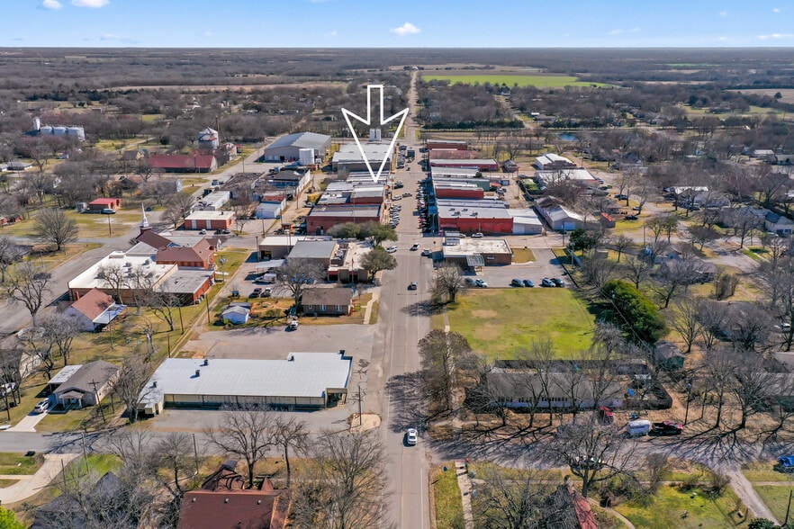 118 W. Grand St, Whitewright, TX à vendre - Aérien – Image 2 sur 46