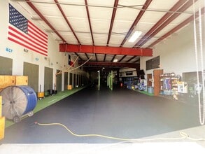 3511 N Loop 336 E, Conroe, TX à louer Photo intérieure– Image 1 sur 5