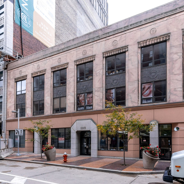 1110 Euclid Ave, Cleveland, OH à louer - Photo de l’immeuble – Image 2 sur 4