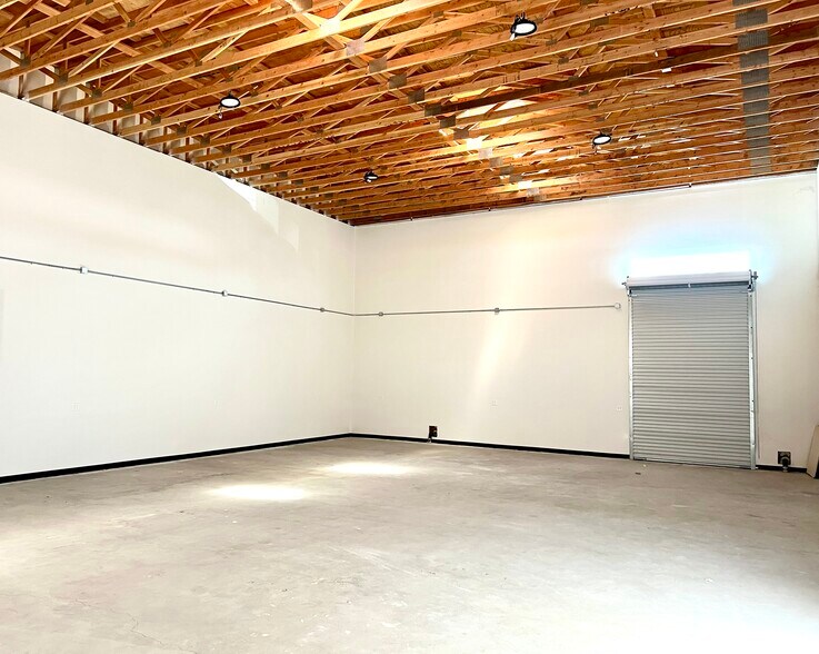 1315 Cota Ave, Long Beach, CA à louer - Photo de l’immeuble – Image 3 sur 13