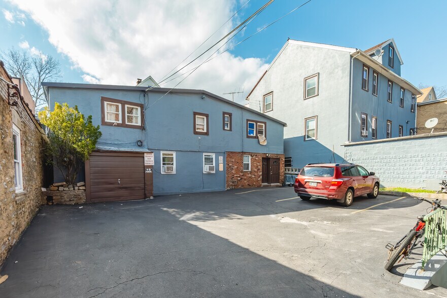 540-542 N High St, Mount, Mount Vernon, NY à vendre - Photo de l’immeuble – Image 2 sur 5