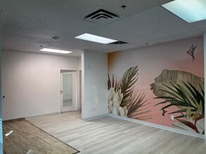6787 W Tropicana Ave, Las Vegas, NV à louer Photo intérieure– Image 2 sur 15