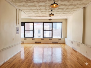 206 W 23rd St, New York, NY à louer Photo intérieure– Image 1 sur 7