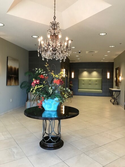 1650 N Kingshighway St, Cape Girardeau, MO à louer - Photo intérieure – Image 2 sur 5