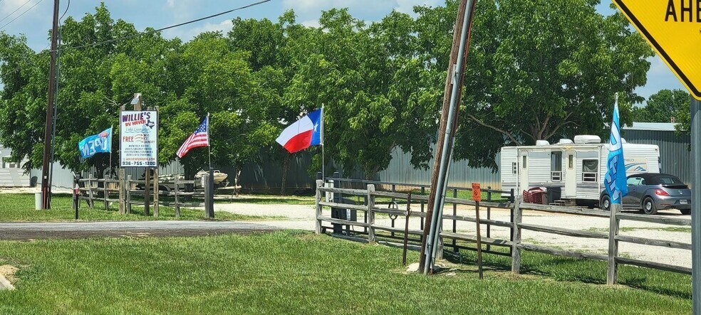 7315 FM 3126, Livingston, TX à vendre - Photo de l’immeuble – Image 3 sur 14